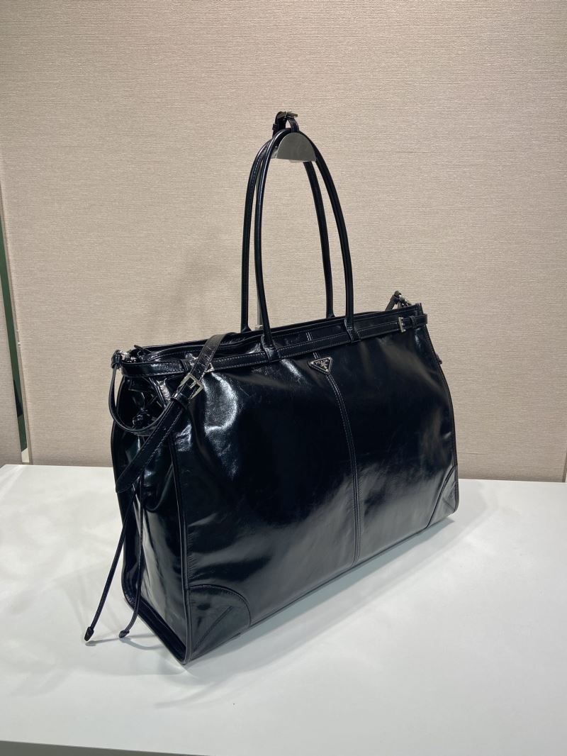 Pra*a top handle bags